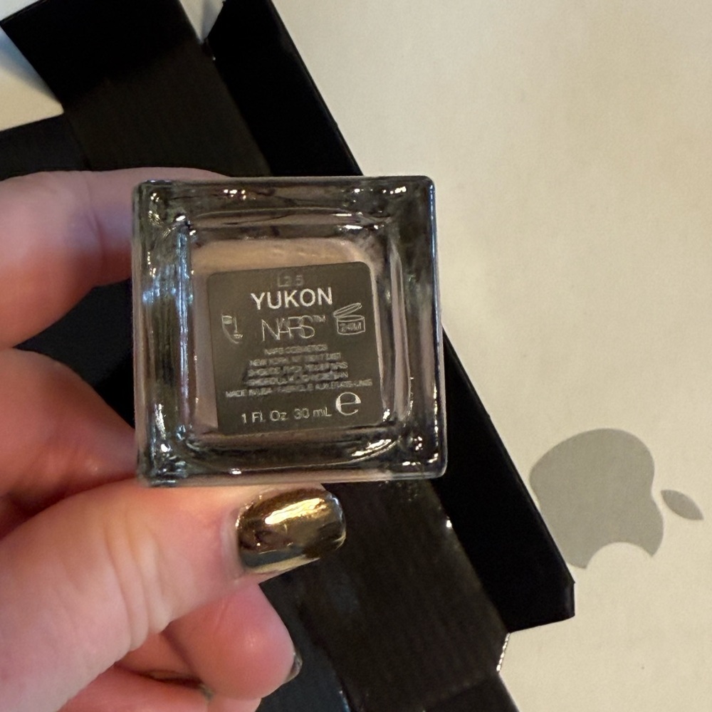 NWT NARS Natural Radiant Yukon Longwear Foundation - Picture 9 of 10